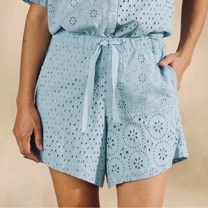 SUNDANCE Tabitha Eyelet Shorts Sky Light Blue Elastic Waist Lined Pockets NWT